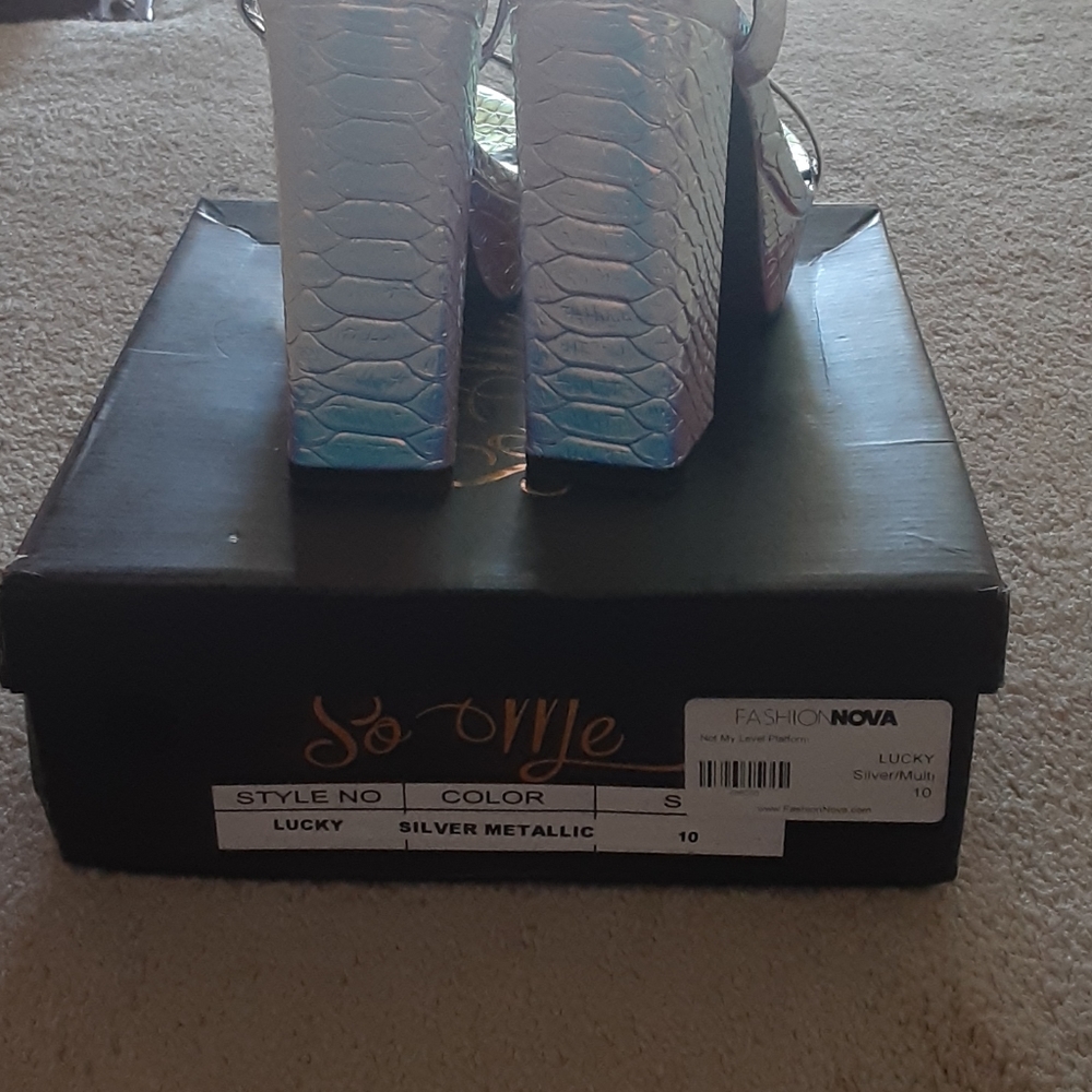 Metallic Heels - Picture 3 of 3